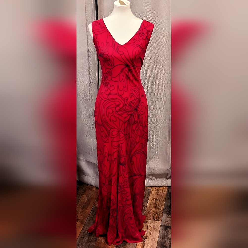 Vintage 90's 100% silk Red GALA Collection dress w/ black floral print size M